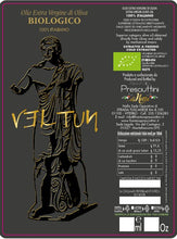 Carica l'immagine nel visualizzatore di Gallery, Olio EVO BIOLOGICO CERTIFICATO - VELTUN - 3LT - NUOVO RACCOLTO 2025 - ACQUISTANDO QUESTA CONFEZIONE SOSTIENI IL RECUPERO DEGLI OLIVETI ABBANDONATI! CONFEZIONATO IN BANDA STAGNATA - Frantoio Presciuttini